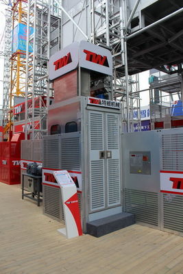 Q355B حديد موقع البناء الرفع 15kw بناء المصاعد المصاعد